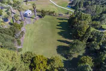 30 Berghan Road, Coopers Beach