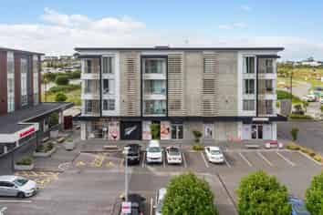 Health and beauty, high-profile 