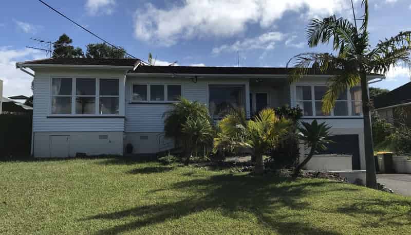 13 Jellicoe Road, Murrays Bay