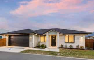 145 John Burke Drive, Aotea