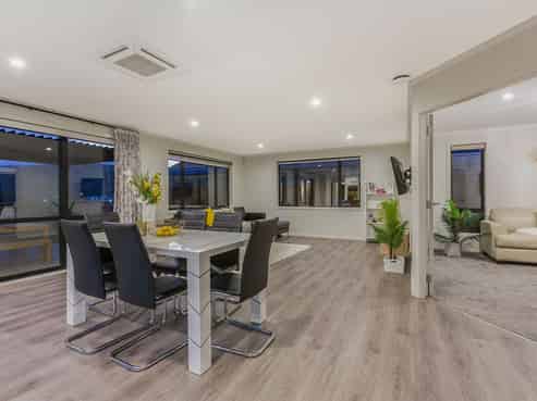 145 John Burke Drive, Aotea