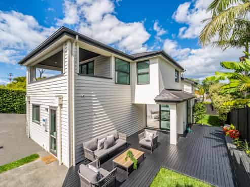 158b East Coast Road, Castor Bay