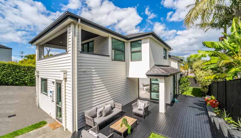 158b East Coast Road, Castor Bay
