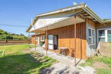 33 Mamaku Street, Mamaku