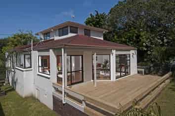 69 Onslow Avenue, Epsom