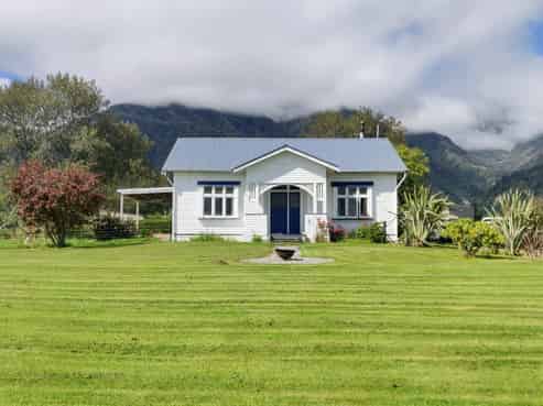1773A Whataroa Highway, Whataroa