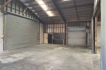 Industrial warehouse, workshop and showroom