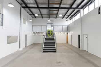 Rare Parnell Warehouse/Showroom