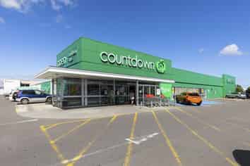 Standalone Supermarket Investment