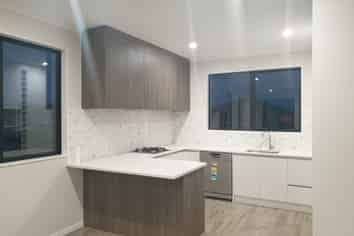 8 Tawhiti Road, Pukekohe