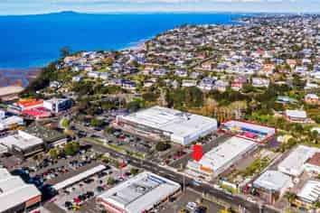 High Profile Corner Retail