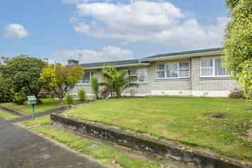 4 Cardiff Street, Levin