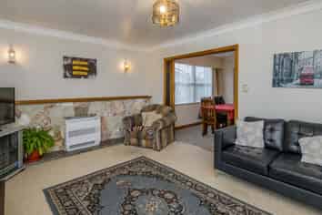 4 Cardiff Street, Levin