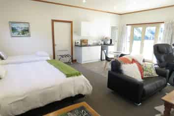 61 Laings Road, Central Hutt