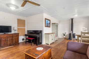 350 Hallett Road, Otakiri