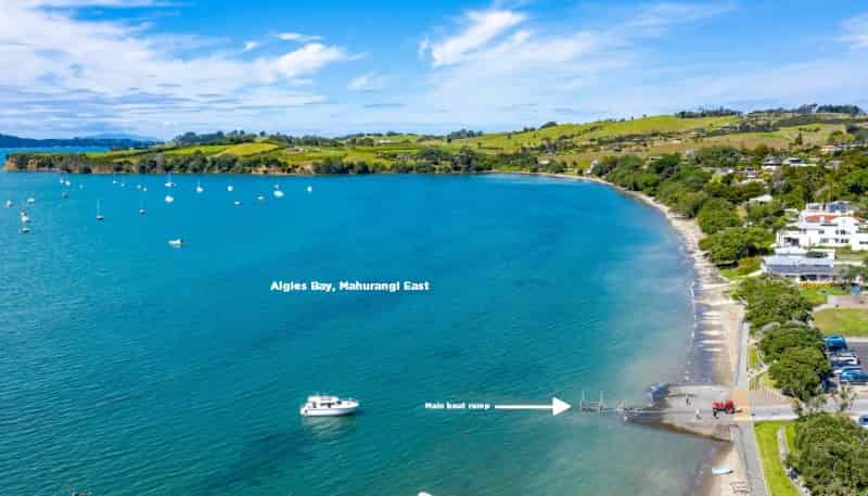 21 Gordon Craig Place, Algies Bay