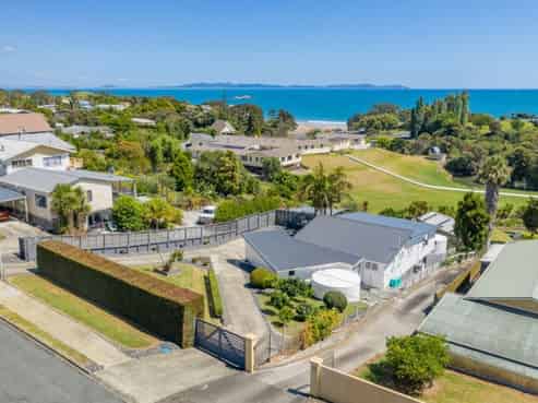 28 Berghan Road, Coopers Beach