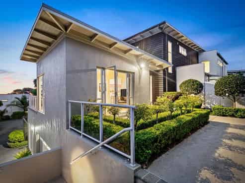 1-209 St Andrews Road, Epsom