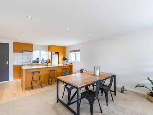 308/252 Centreway Road, Orewa