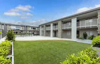 308/252 Centreway Road, Orewa