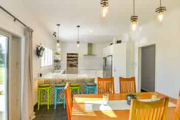 44 Harrison Lane, Pakipaki