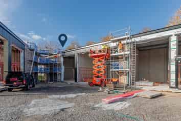 Brand new in Papamoa / Office - Warehouse 