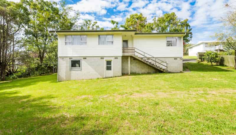 35 Nor'East Drive, Browns Bay