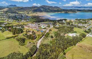 20 Lamb Road, Parua Bay