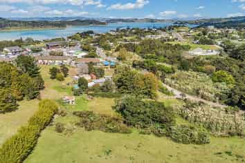 20 Lamb Road, Parua Bay