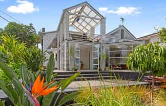 31 Tizard Road, Birkenhead