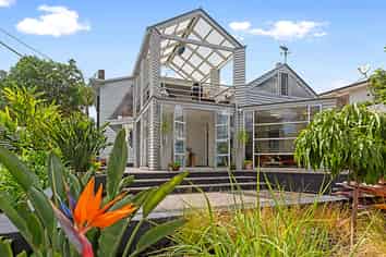 31 Tizard Road, Birkenhead