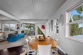 31 Tizard Road, Birkenhead