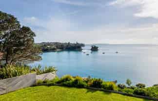 6 Sharon Road, Waiake