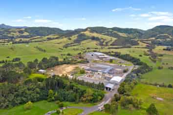 Heavy Industrial – Regionally Central – For Sale and Lease