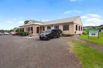 Heavy Industrial – Regionally Central – For Sale and Lease