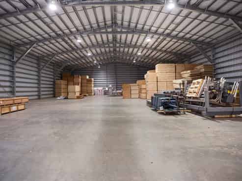 Heavy Industrial – Regionally Central – For Sale and Lease