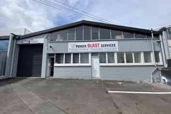 Road Front Heavy Industrial Standalone