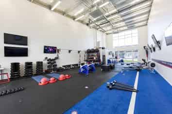 Affordable Ferrymead Unit - Office/Showroom