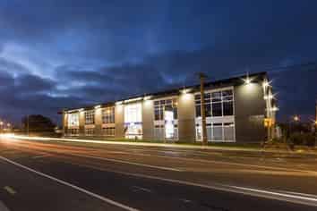 Affordable Ferrymead Unit - Office/Showroom