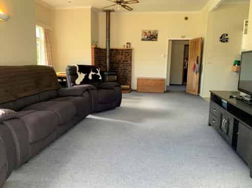 101 Moa Flat Road, Ettrick