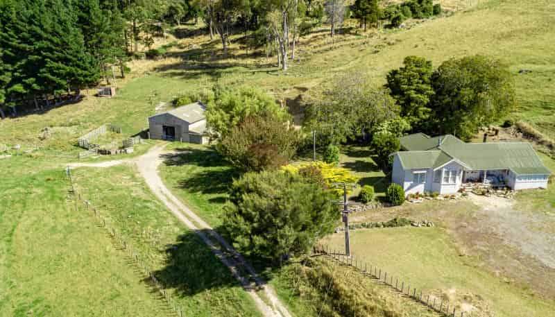 100 Clifton Grove Road, 