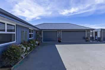 1A Grosvenor Grange, Gleniti