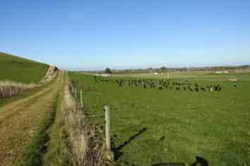 315 Deans Road, Winton