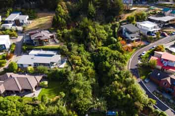 6 Plumwood Lane, Cashmere