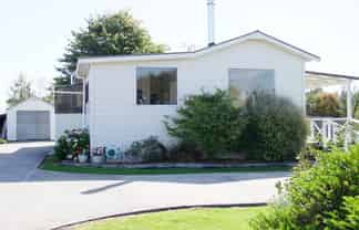 12 Dryden Street, Milton