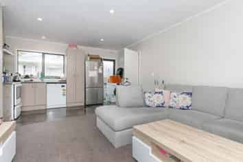 2 Panair Crescent, Hillcrest