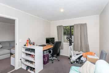 2 Panair Crescent, Hillcrest