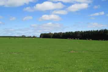 150 and 19 Breeze Road, Ryal Bush