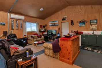 1787 State Highway 14, Mangapai and Surrounds