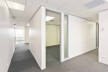 Albany Office for Sale - $915K + GST (if any) will buy